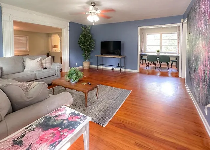 4Br Close To Fsu, Capitol, Hospitals, Free Parking, 1 Gig Wifi *