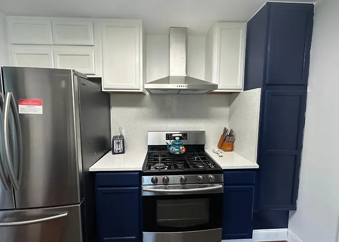 4br Close To Fsu, Capitol, Hospitals, Free Parking, 1 Gig Wifi